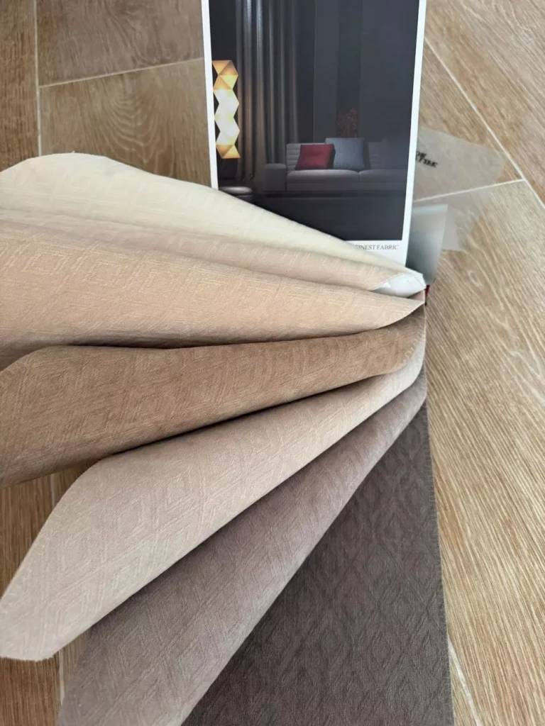 Mostre de tesaturi pentru draperii 19